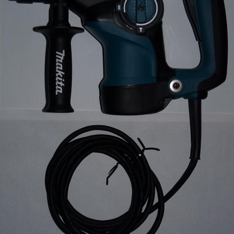 Makita HR2630 SDS-Plus Rotary Hammer 800 W